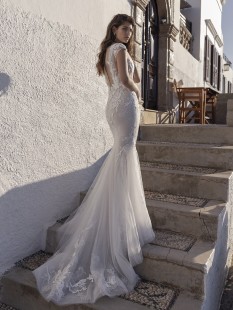 SUZY Raglan Sleeve illusion plunge V-Neck Tulle and Lace Sheath Mermaid Wedding Dress