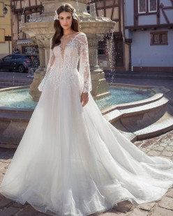 PARADICE Embroidered Long Puffy Sleeve V-Neck Lace Tulle A-Line Wedding Dress