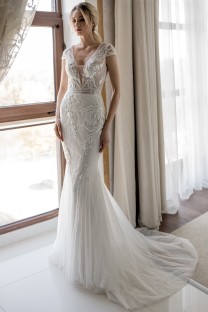 REGINA Embroidered and Sequins Raglan Sleeve Lace Mermaid Wedding Dress