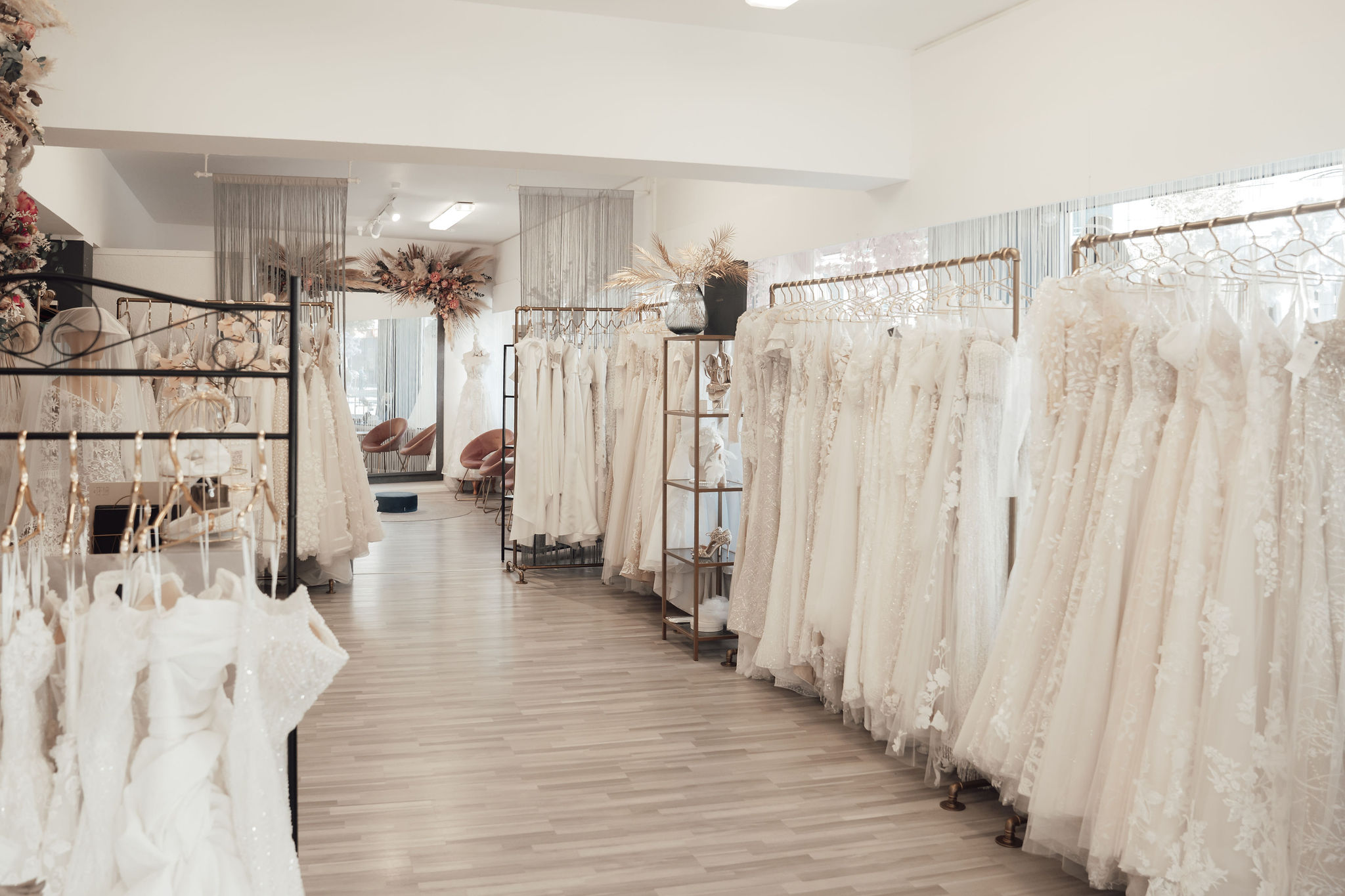 Chic Cheri Brautmode
